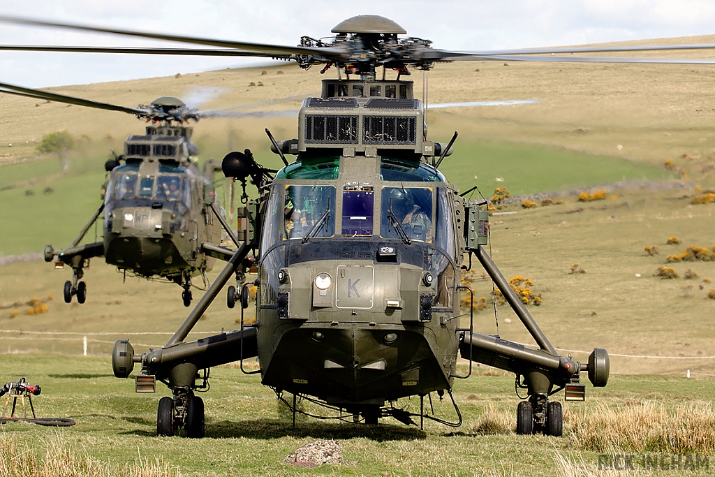 Westland Sea King HC4 - ZE427/K + ZF116/WP - Royal Navy