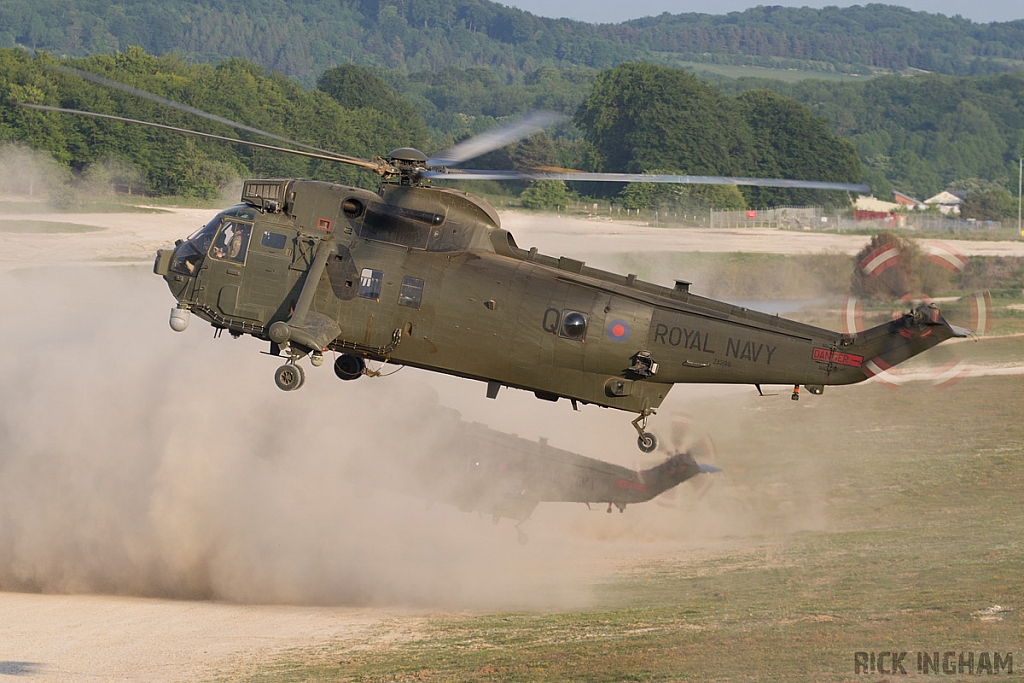 Westland Sea King HC4 - ZA296/Q - Royal Navy