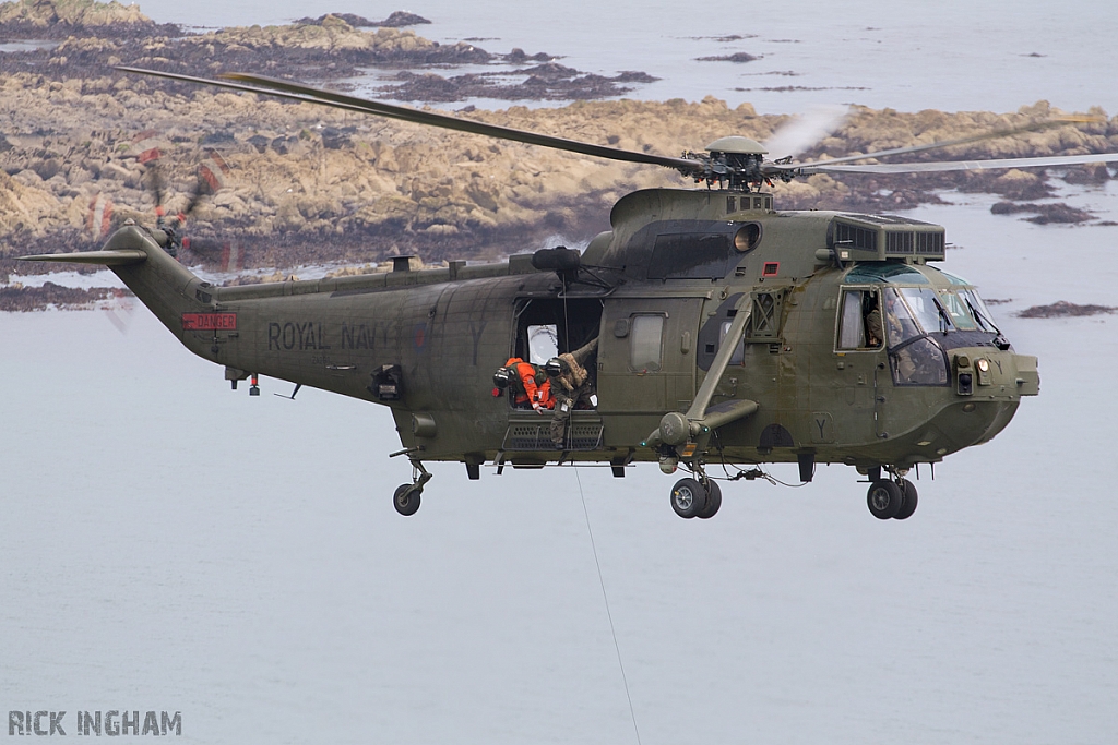 Westland Sea King HC4 - ZA298/Y - Royal Navy