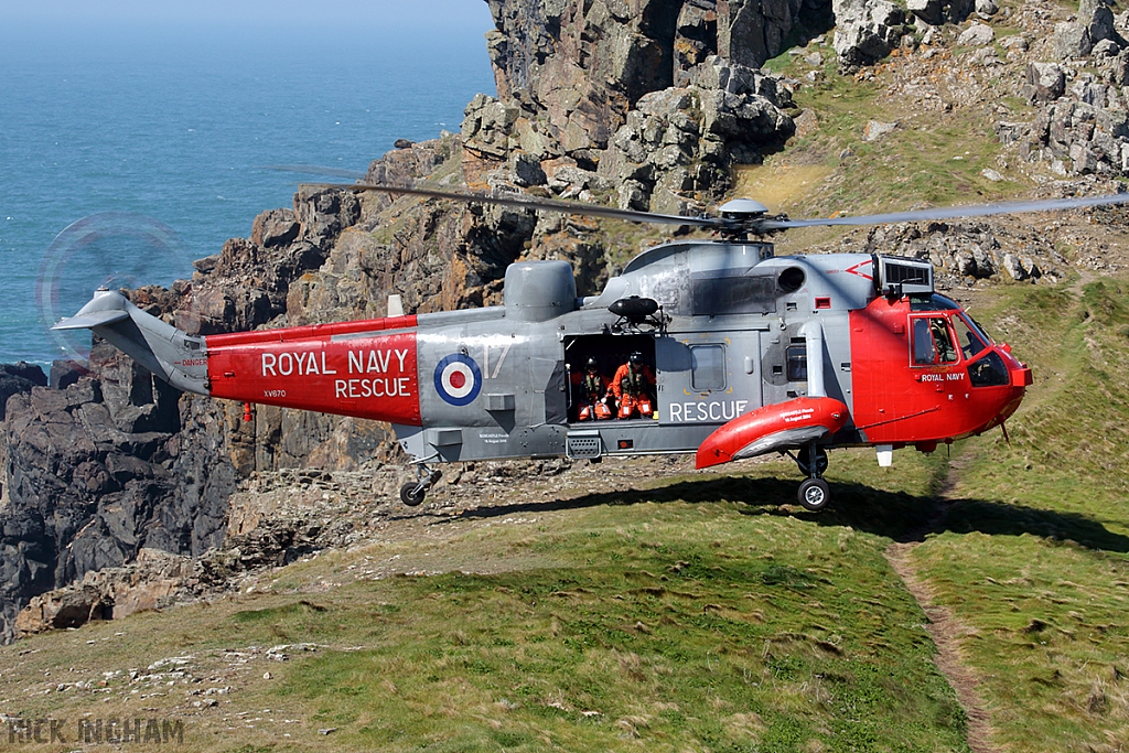 Westland Sea King HU5 - XV670/17 - Royal Navy