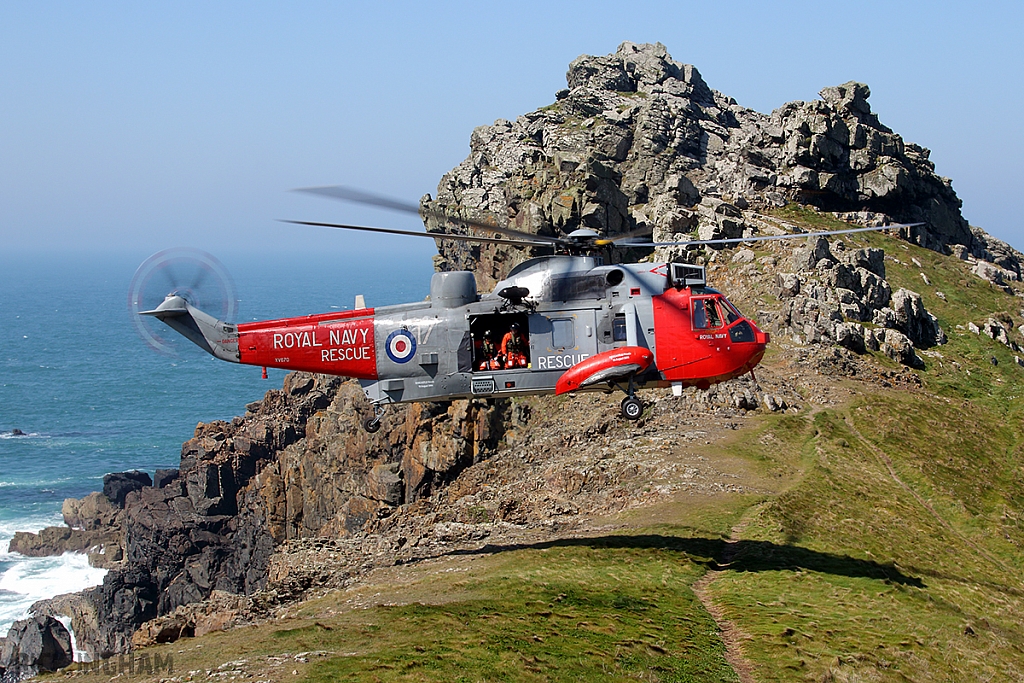 Westland Sea King HU5 - XV670/17 - Royal Navy