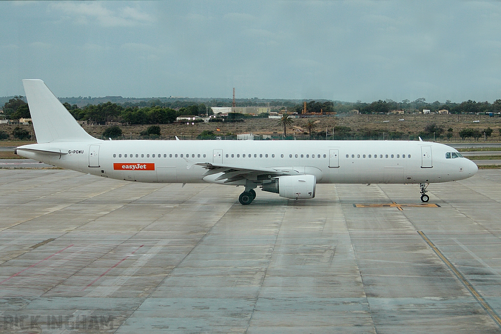 Airbus A321-211 - G-POWU - EasyJet