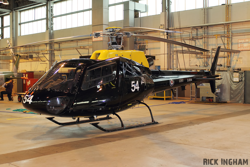 Eurocopter Squirrel HT2 - ZJ254 - AAC