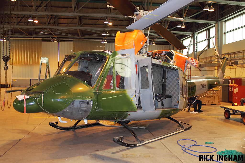 Bell 212HP AH2 - ZJ966/C - AAC