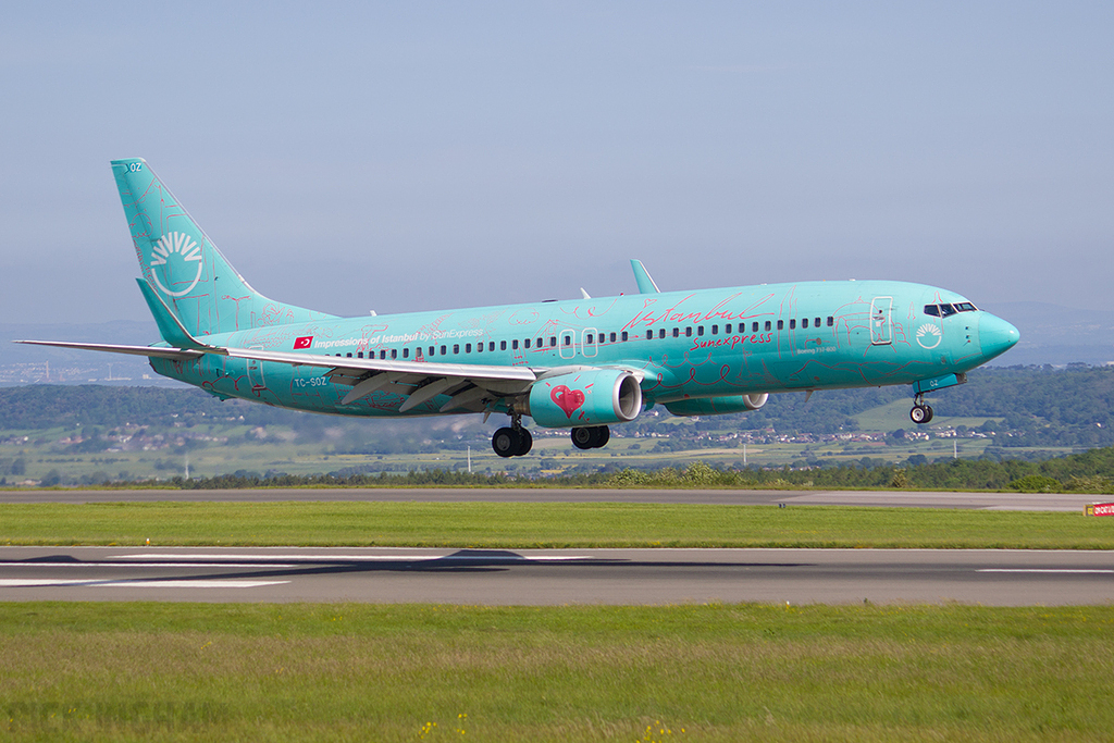 Boeing 737-8HX - TC-SOZ - SunExpress