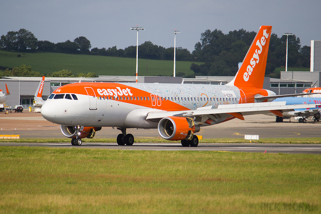 Airbus A320-214WL - G-EZOX - easyJet