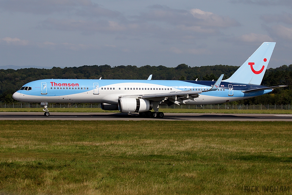 Boeing 757-28A - G-OOBE - Thomson