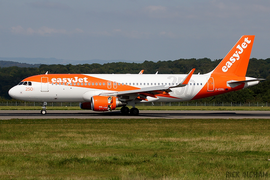 Airbus A320-214(WL) - G-EZOL - EasyJet