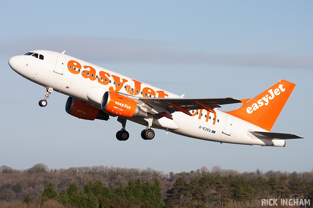 Airbus A319-111 - G-EZEG - EasyJet