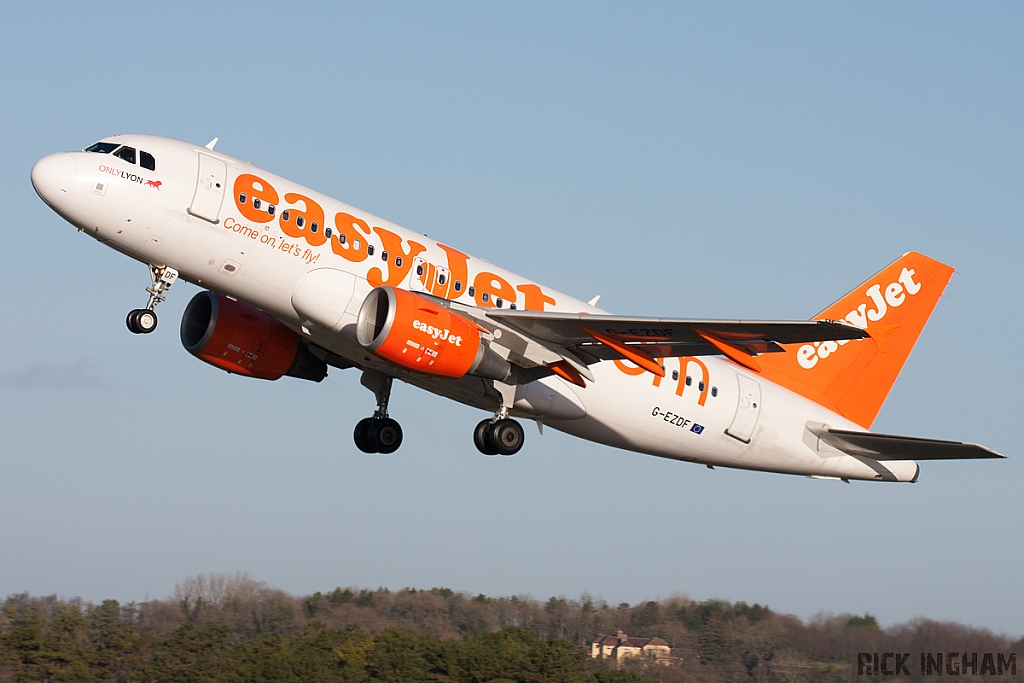 Airbus A319-111 - G-EZDF - EasyJet