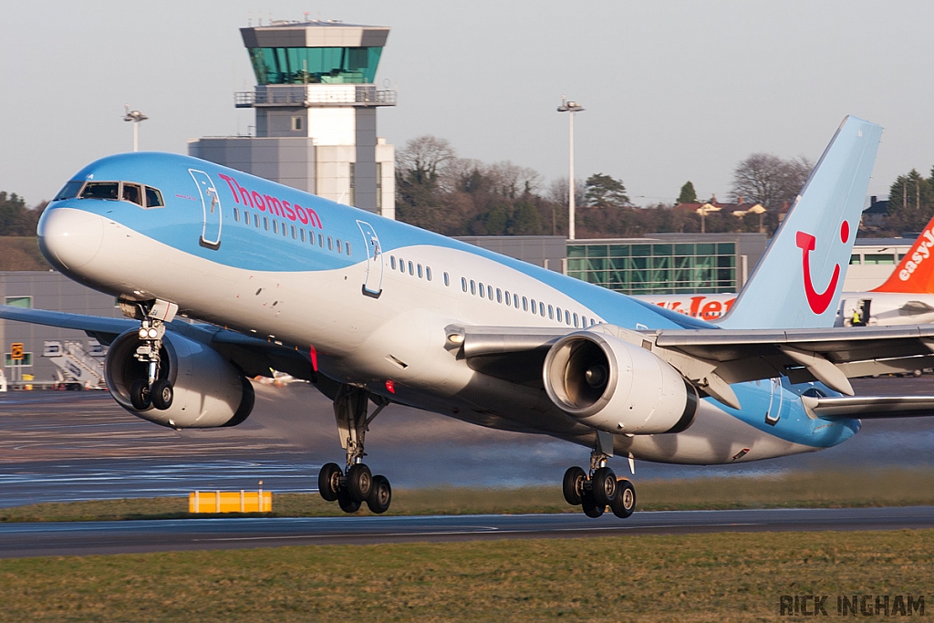 Boeing 757-236 - G-OOBA - Thomson