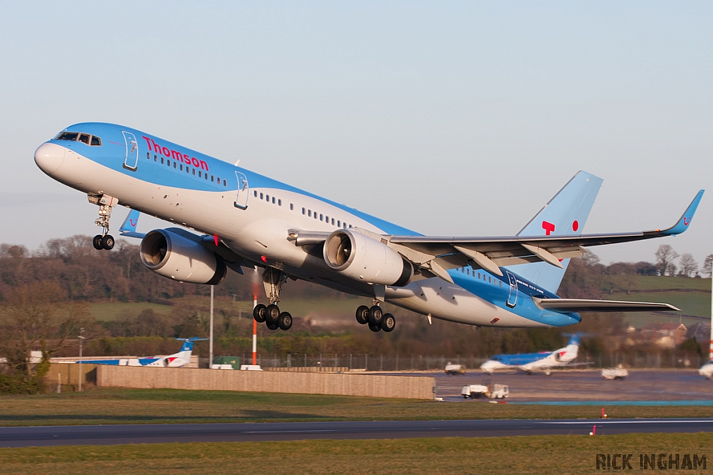 Boeing 757-236 - G-OOBA - Thomson