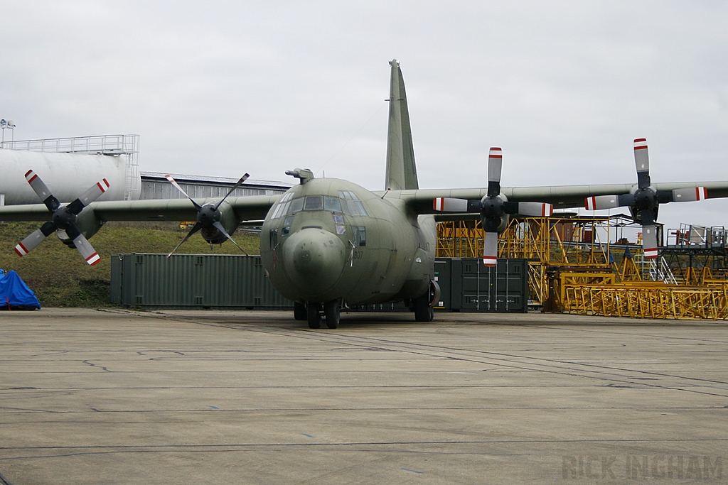 Lockheed C-130K Hercules C3 - XV307 - RAF