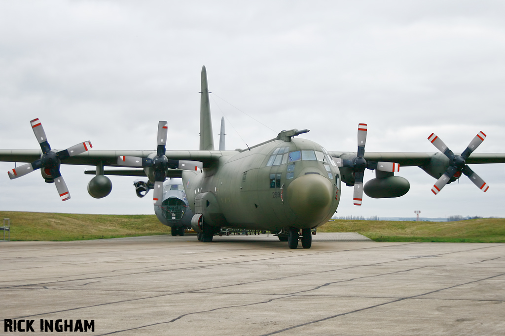 Lockheed C-130K Hercules C3 - XV299 - RAF