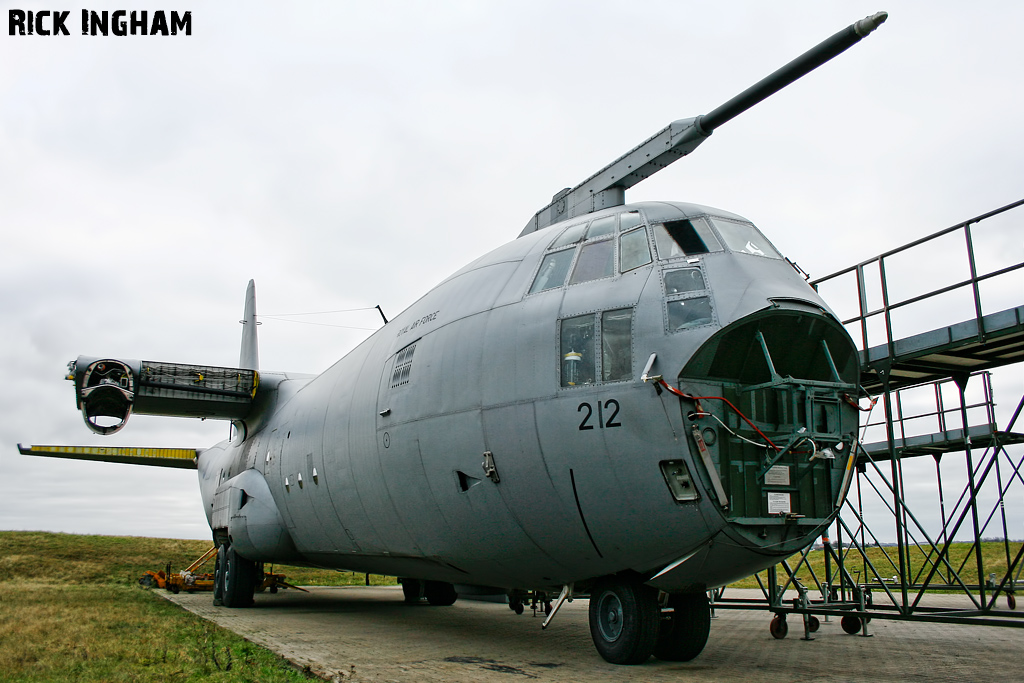 Lockheed C-130K Hercules C3 - XV212 - RAF