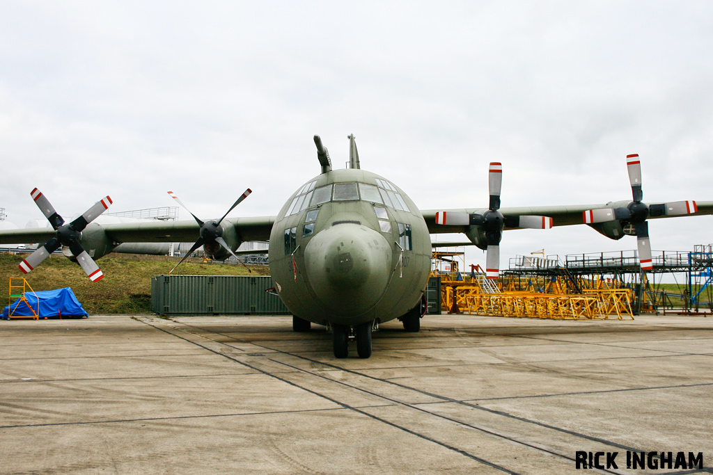 Lockheed C-130K Hercules C3 - XV307 - RAF