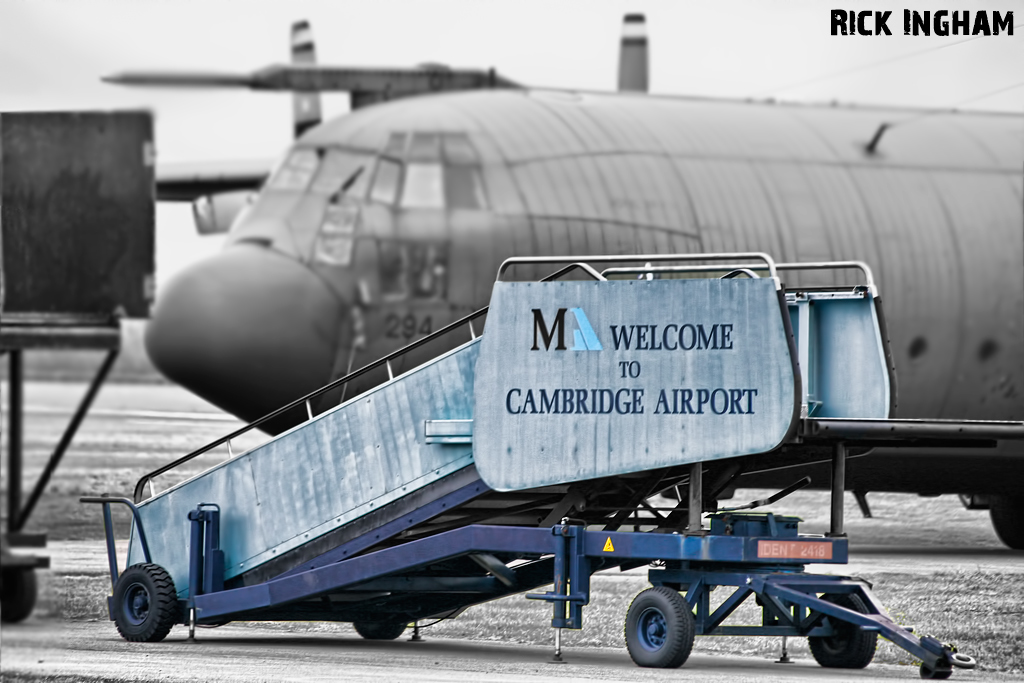 Lockheed C-130K Hercules C3 - XV294 - RAF