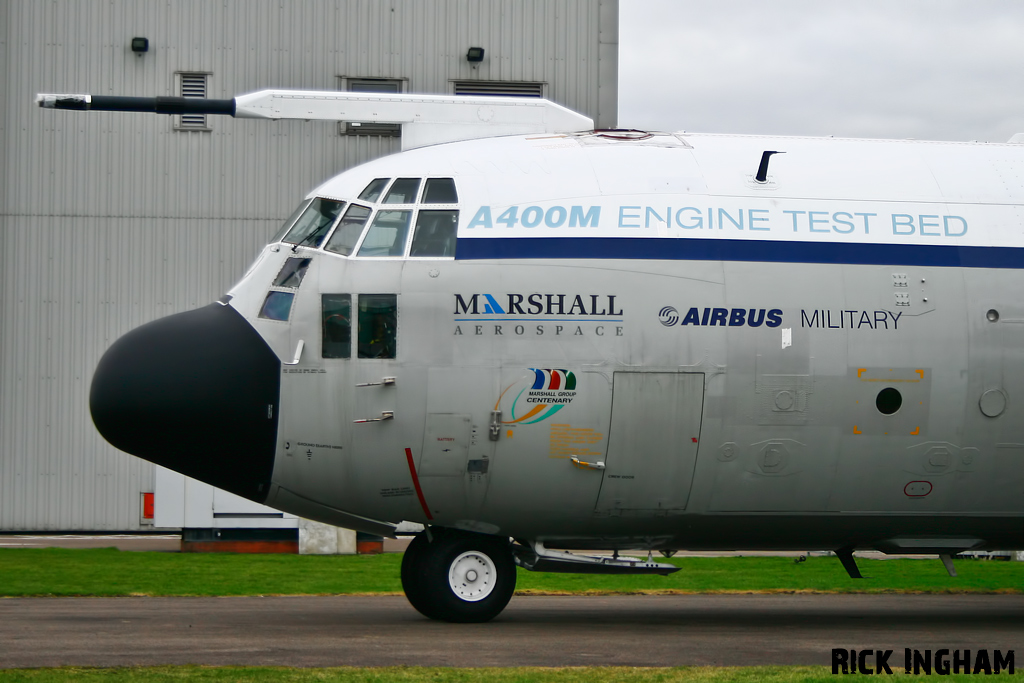 Lockheed C-130K Hercules W2 - XV208 'Snoopy' - RAF
