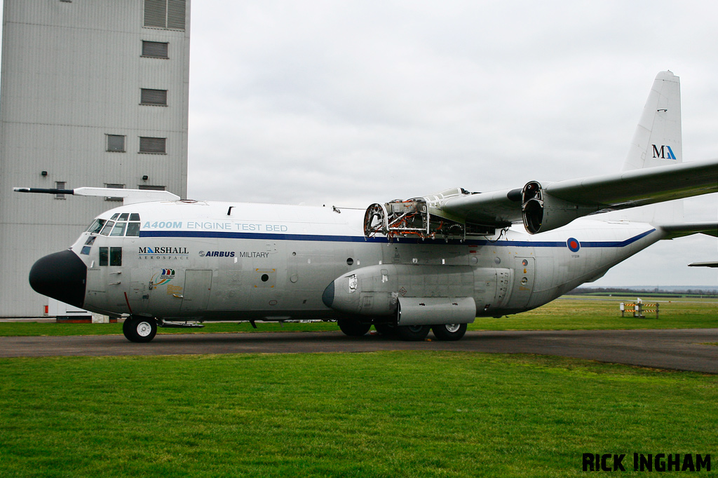Lockheed C-130K Hercules W2 - XV208 'Snoopy' - RAF