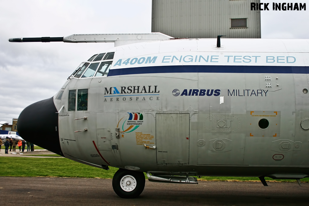 Lockheed C-130K Hercules W2 - XV208 'Snoopy' - RAF