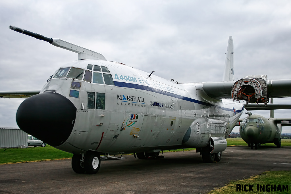 Lockheed C-130K Hercules W2 - XV208 'Snoopy' - RAF