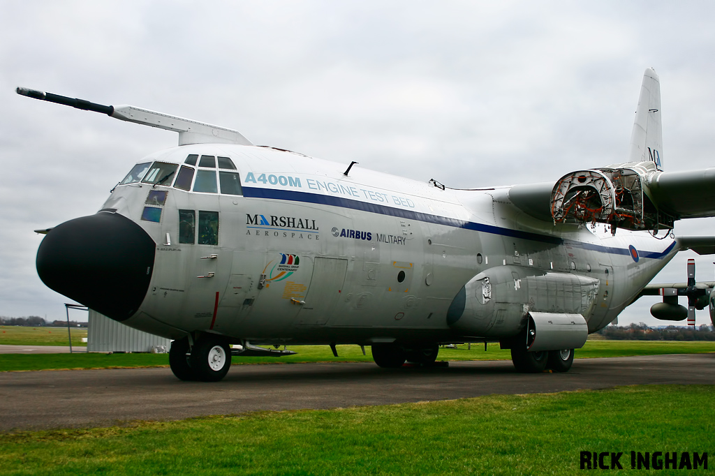 Lockheed C-130K Hercules W2 - XV208 'Snoopy' - RAF