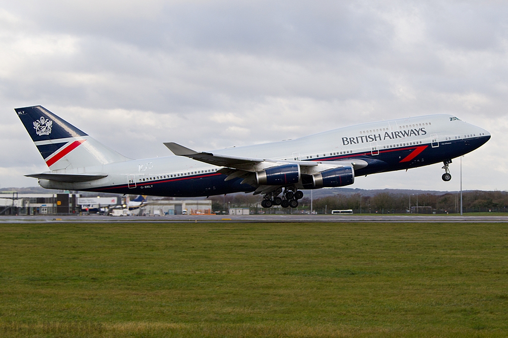 Boeing 747-436 - G-BNLY - British Airways