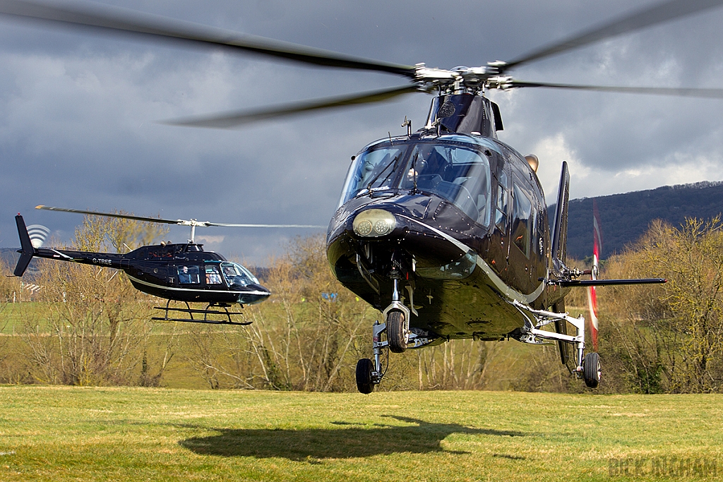 Agusta A109A II - N109TF