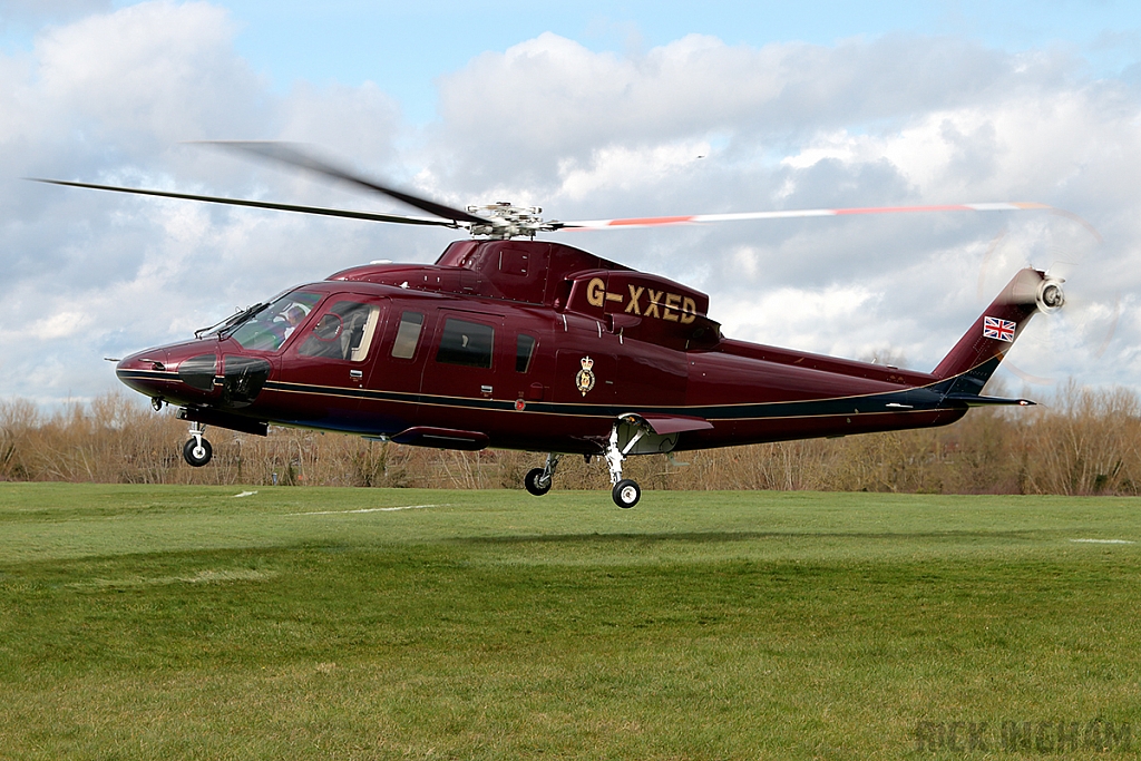 Sikorsky S-76C++ - G-XXED - Queens Helicopter Flight