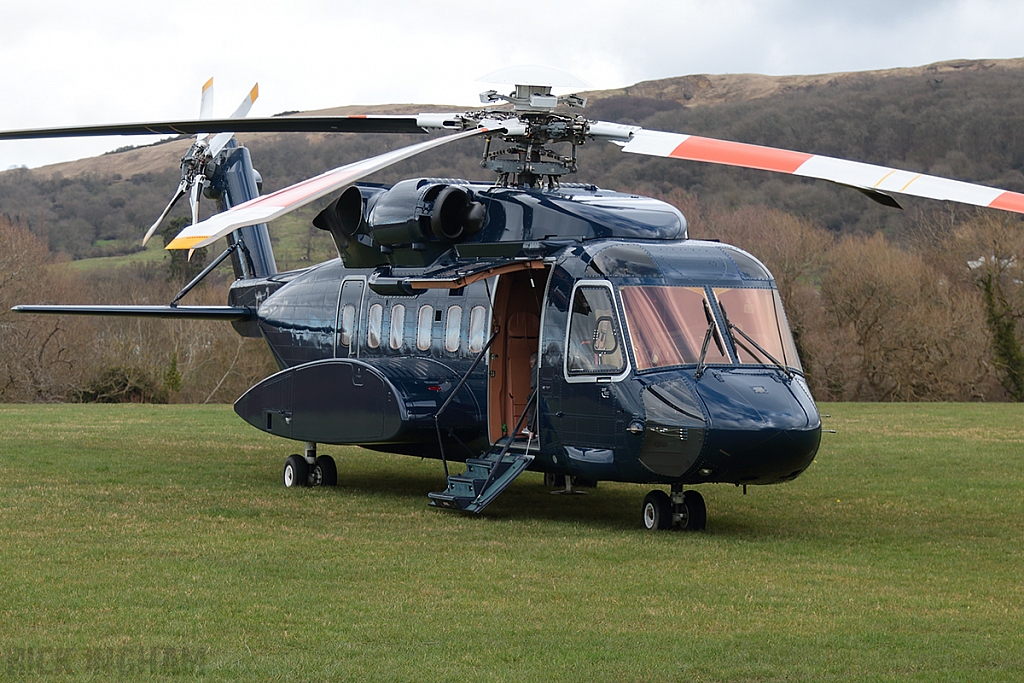 Sikorsky S-92A - G-LAWX - Starspeed Helicopters