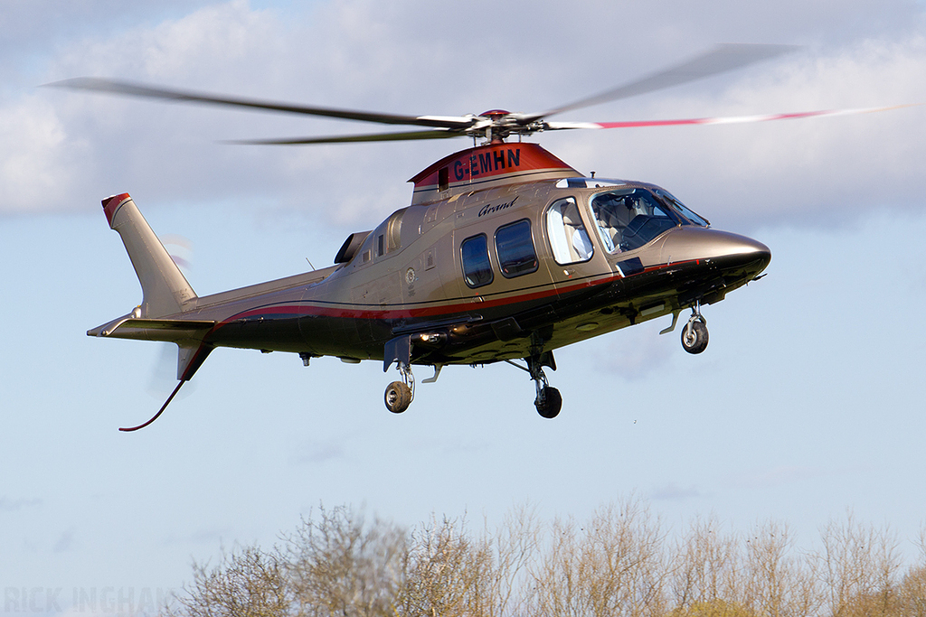 Agusta A109S Grand - G-EMHN