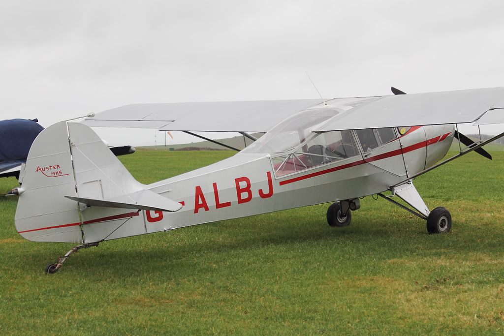 Taylorcraft Auster 5 - G-ALBJ