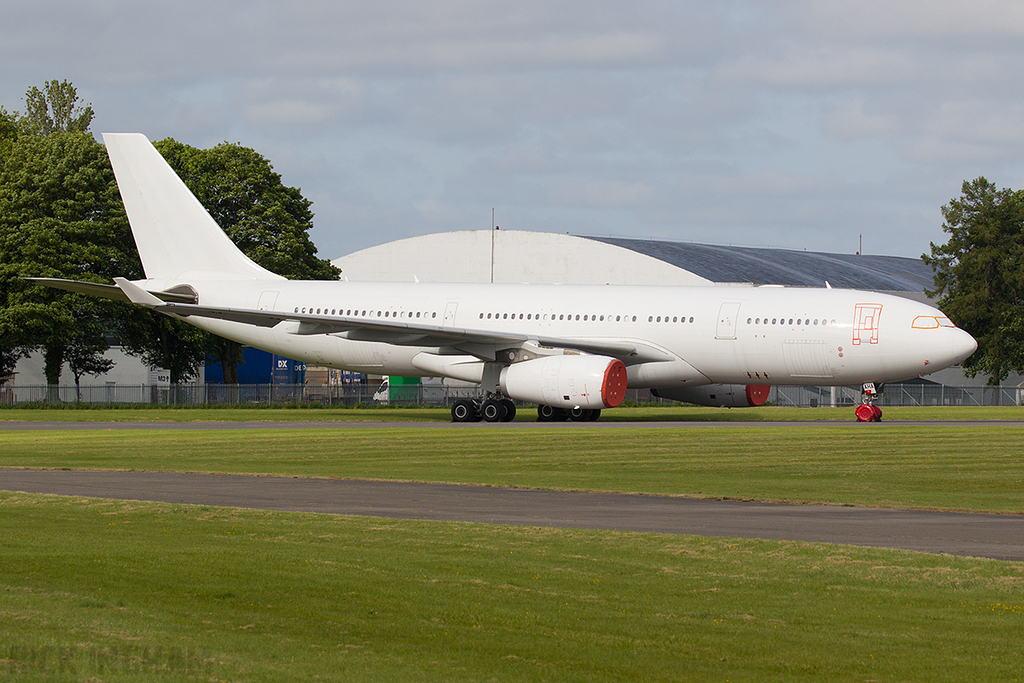 Airbus A330-243 - G-SAHA