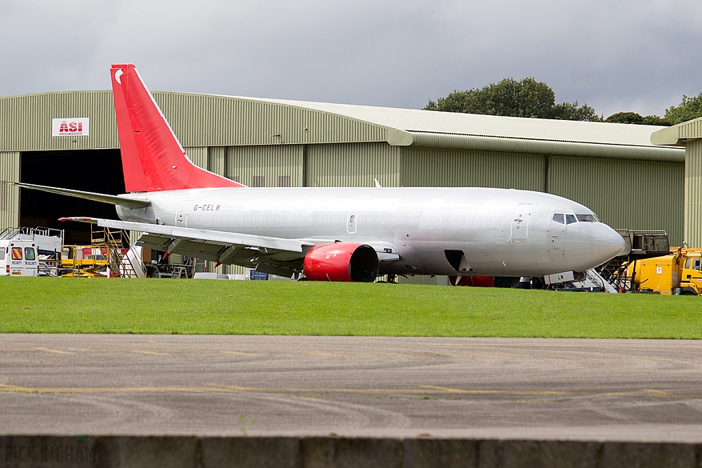 Boeing 737-377 - G-CELW - Jet2