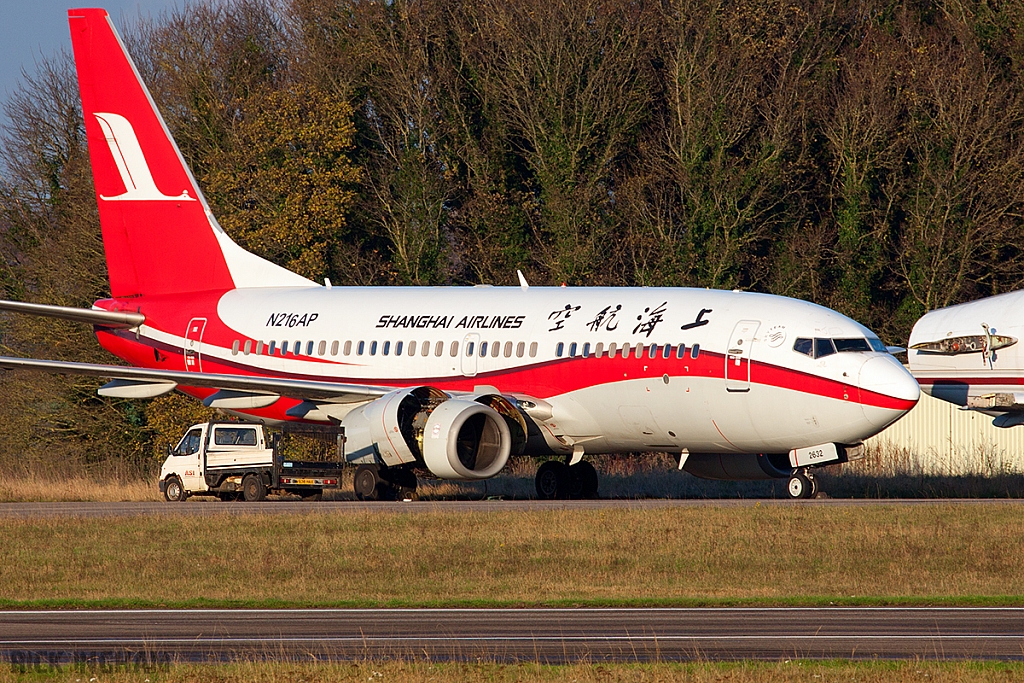 Boeing 737-7Q8 - N216AP (ex B-2632) - Shanghai Airlines