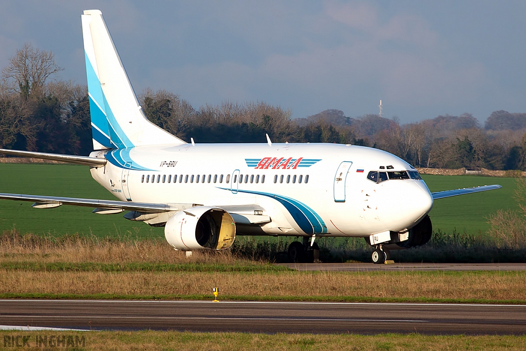 Boeing 737-528 - VP-BRU - Yamal Airlines