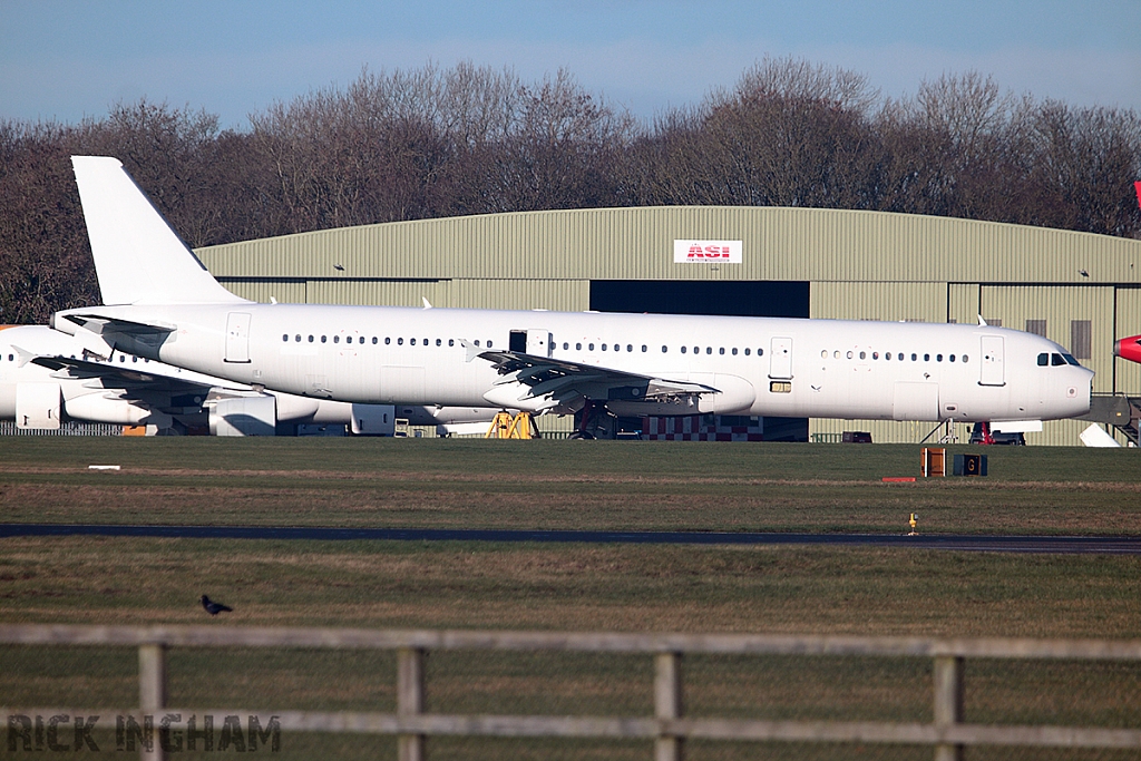 Airbus A321-231 - 2-MNBV - Sichuan Airlines