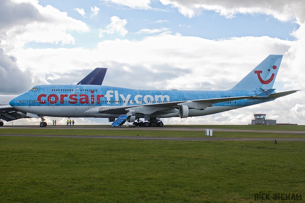 Boeing 747-422 - F-HLOV - CorsairFly