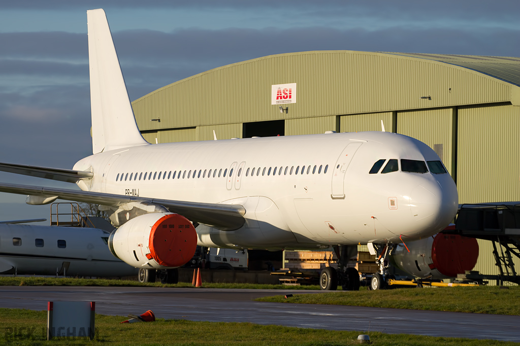 Airbus A320-232 - PR-MAJ - TAM