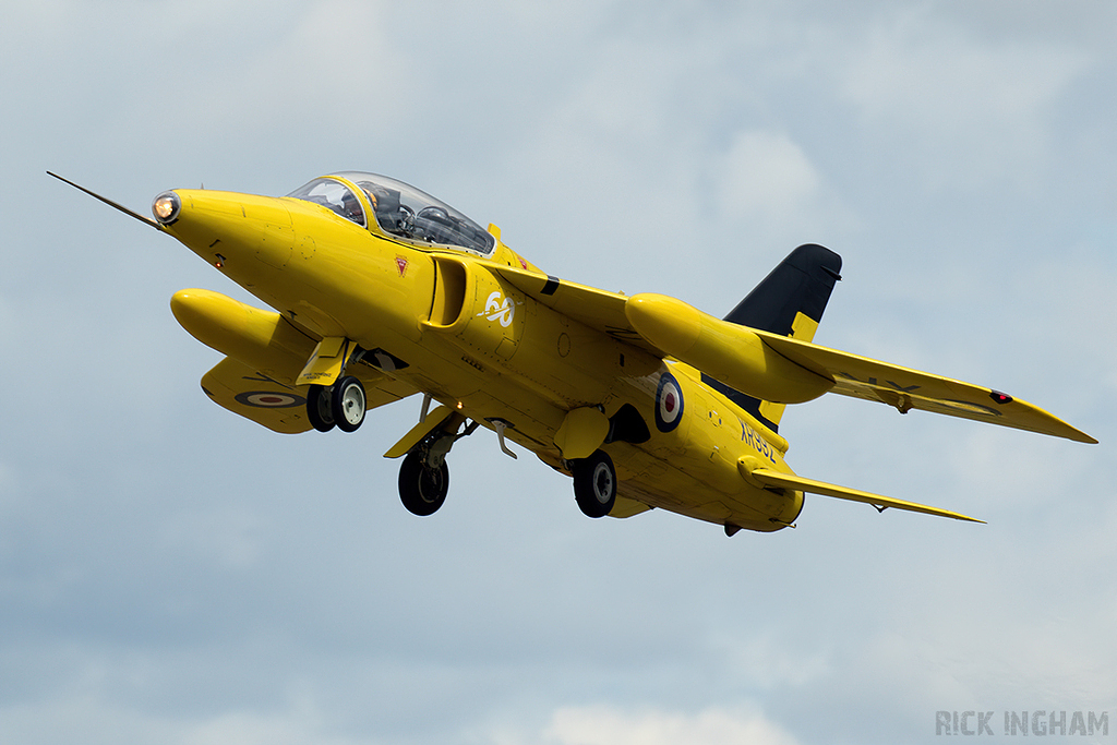 Hawker Siddeley Gnat T1 - XR992/G-MOUR - RAF | Yellow Jacks