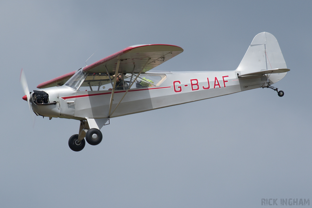 Piper J-3C-65 Cub - G-BJAF