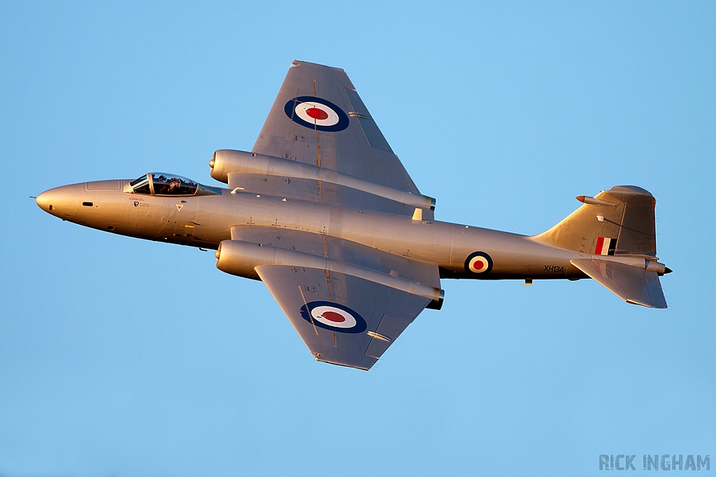 English Electric Canberra PR9 - XH134 - RAF