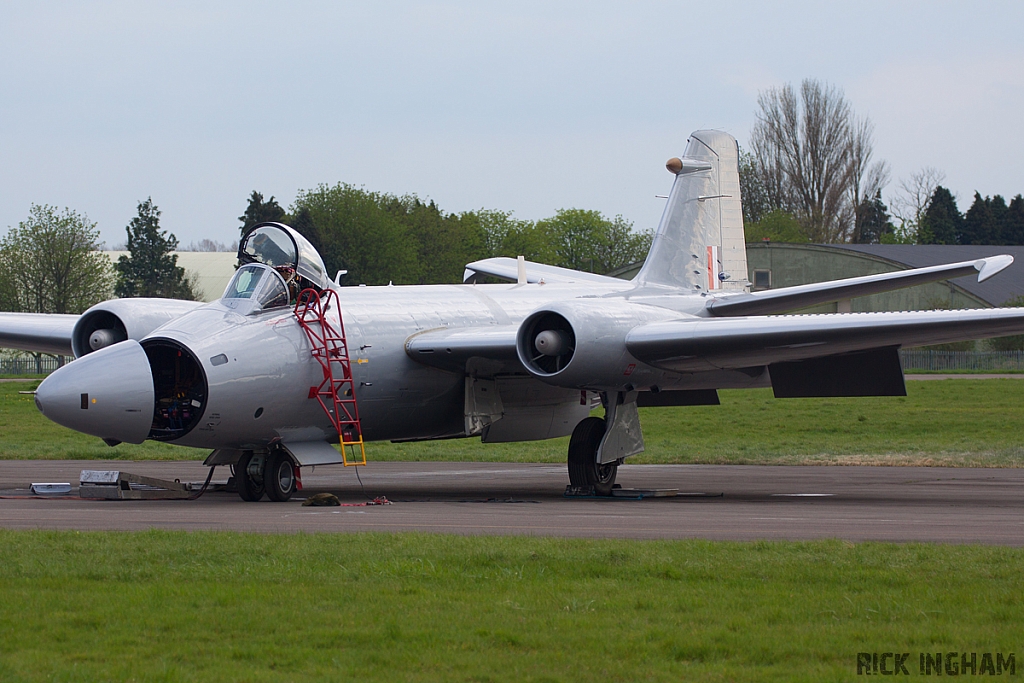 English Electric Canberra PR9 - XH134 - RAF