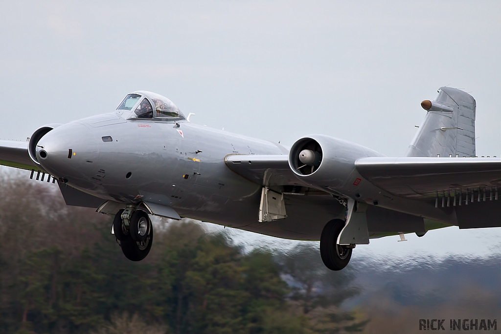 English Electric Canberra PR9 - XH134 - RAF