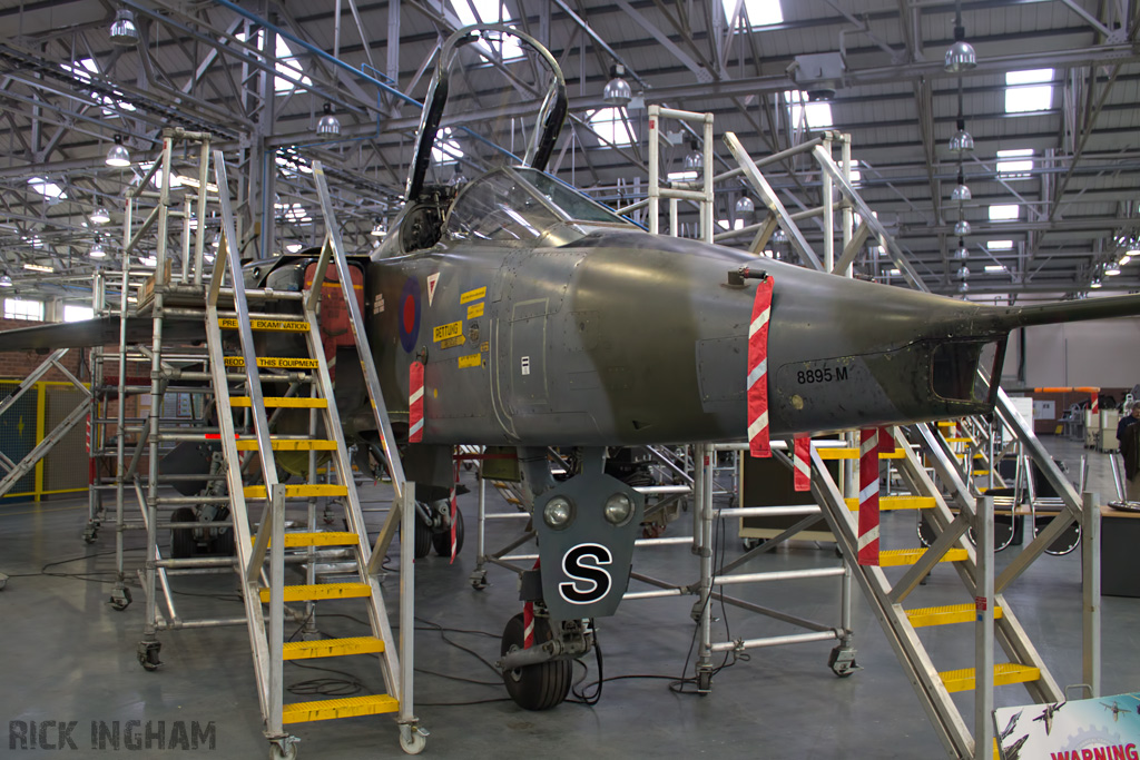 Sepecat Jaguar GR1 - XX746/S - RAF