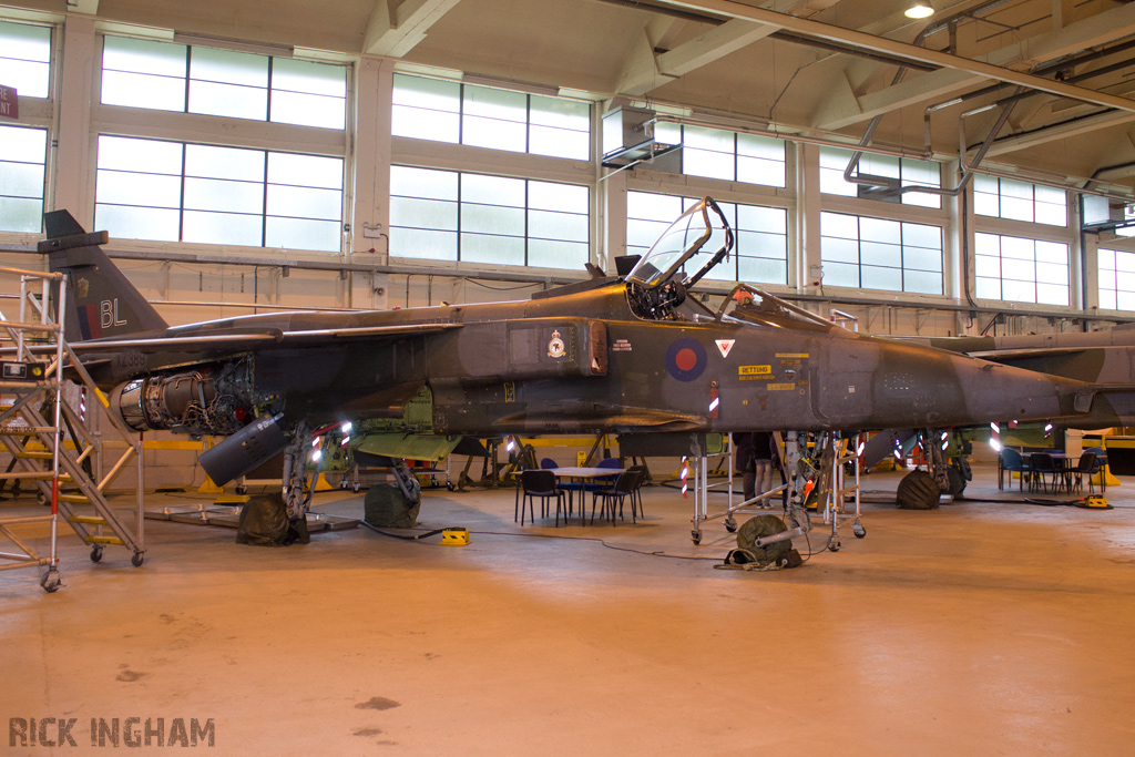 Sepecat Jaguar GR1 - XZ389/BL - RAF