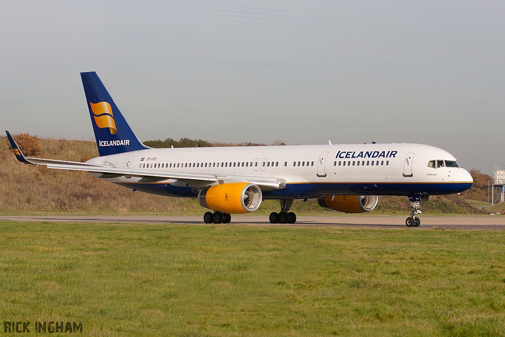 Boeing 757-256 - TF-FIY - IcelandAir