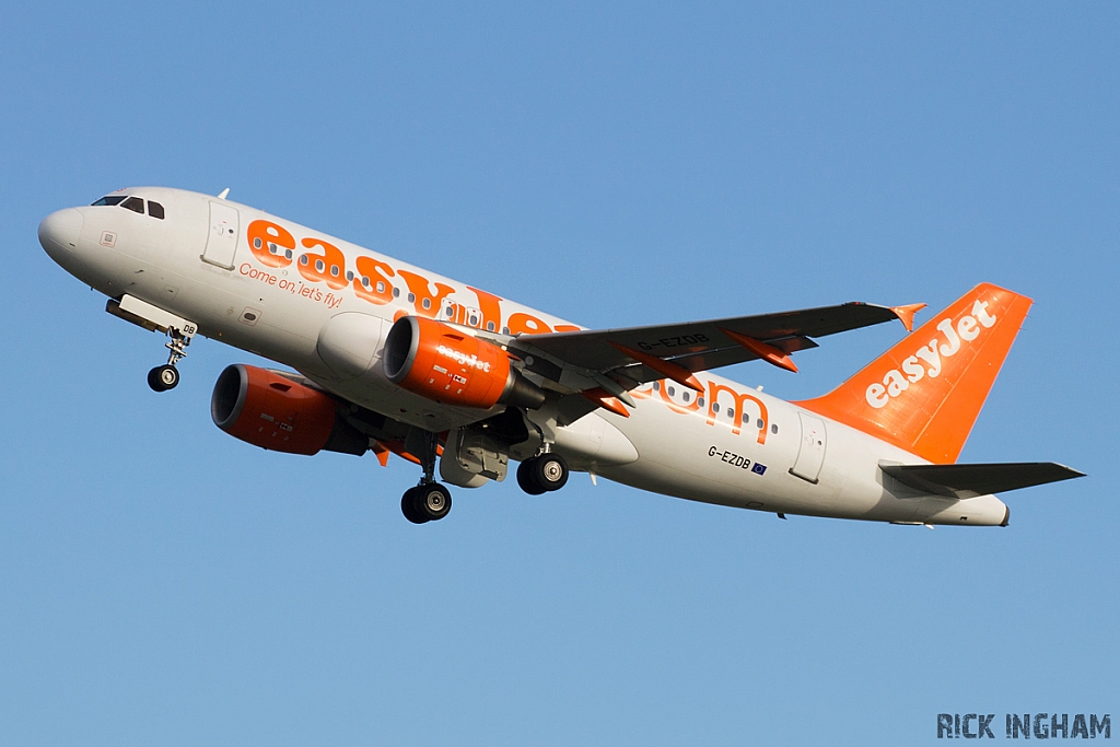 Airbus A319-111 - G-EZDB - EasyJet