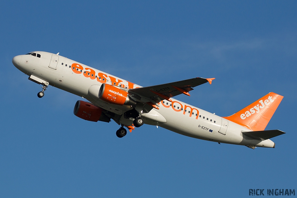 Airbus A320-214 - G-EZTF - EasyJet