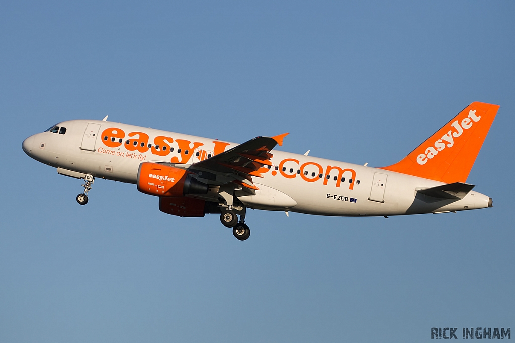 Airbus A319-111 - G-EZDB - EasyJet